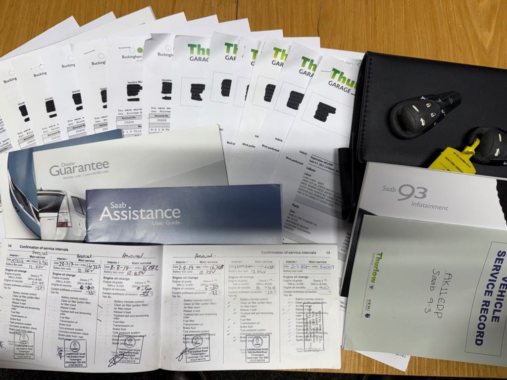 Used Saab 9-3 2011 for sale - 77594266: Photo 2