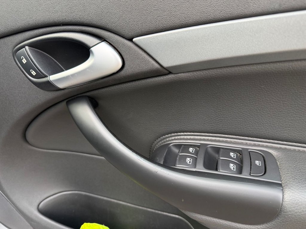 Used Saab 9-3 2011 for sale - 77594266: Photo 9