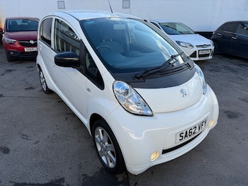 Used Peugeot iOn 2012 for sale - 76642602: Photo