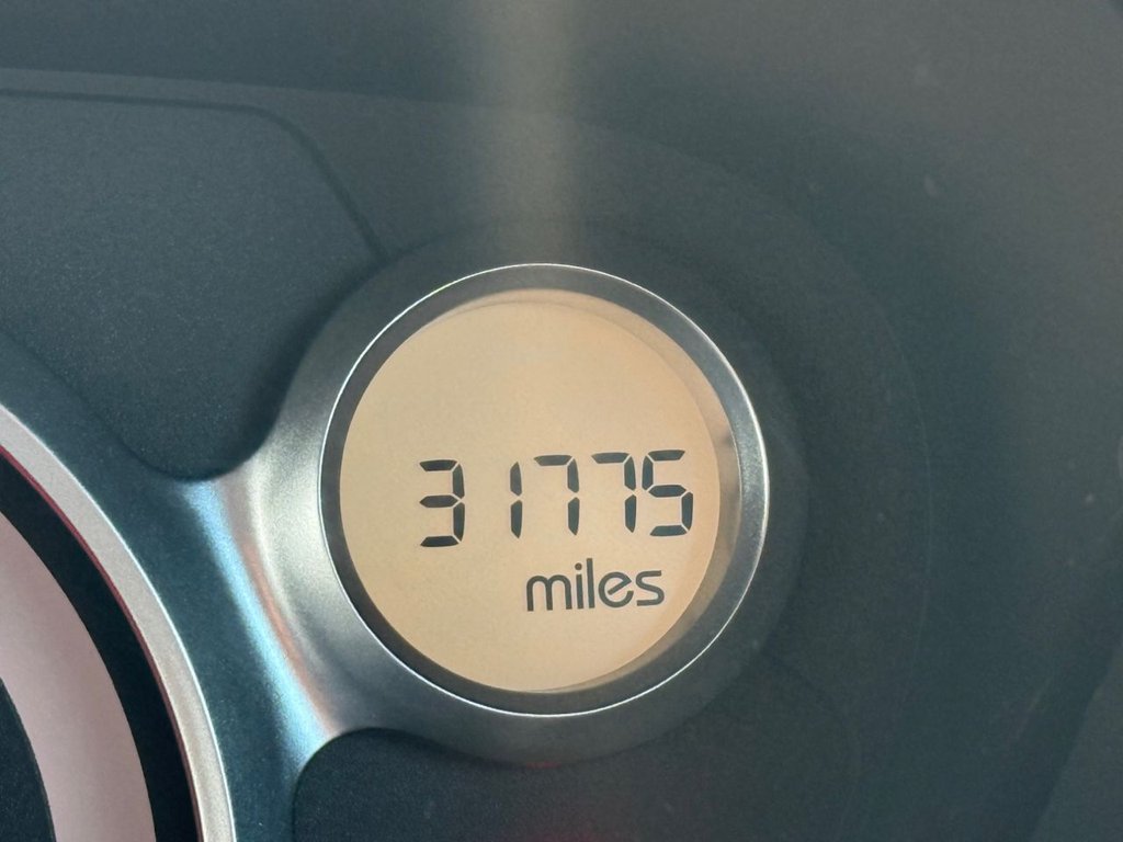 Used Peugeot iOn 2012 for sale - 76642602: Photo 8