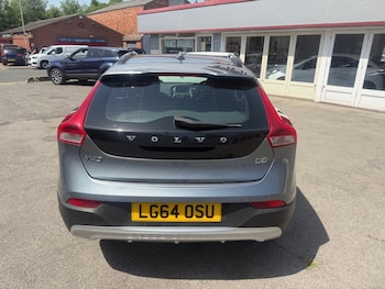 Used Volvo V40 Cross Country 2014 for sale - 79009637: Photo
