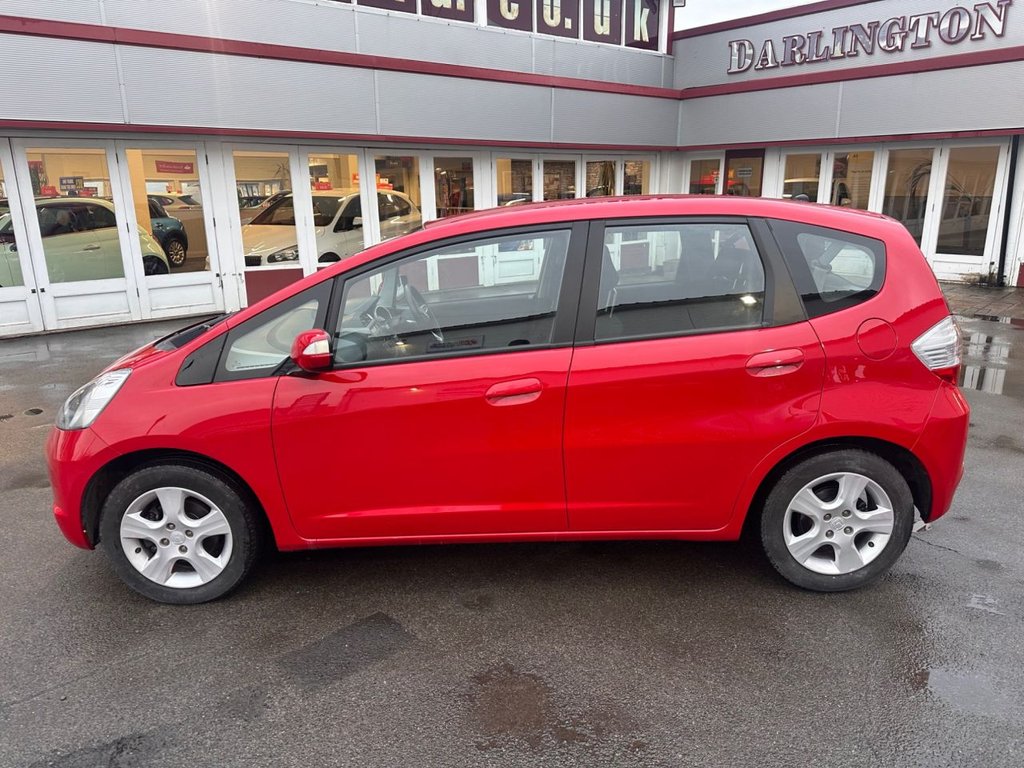 Used Honda Jazz 2009 for sale - 77384551: Photo 2