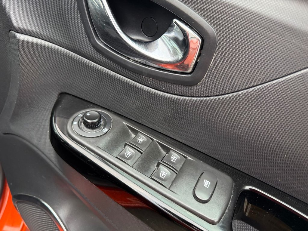 Used Renault Captur 2015 for sale - 78061936: Photo 6