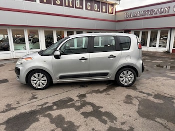 Used Citroen C3 Picasso 2011 for sale - 77302073: Photo