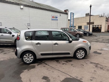 Used Citroen C3 Picasso 2011 for sale - 77302073: Photo
