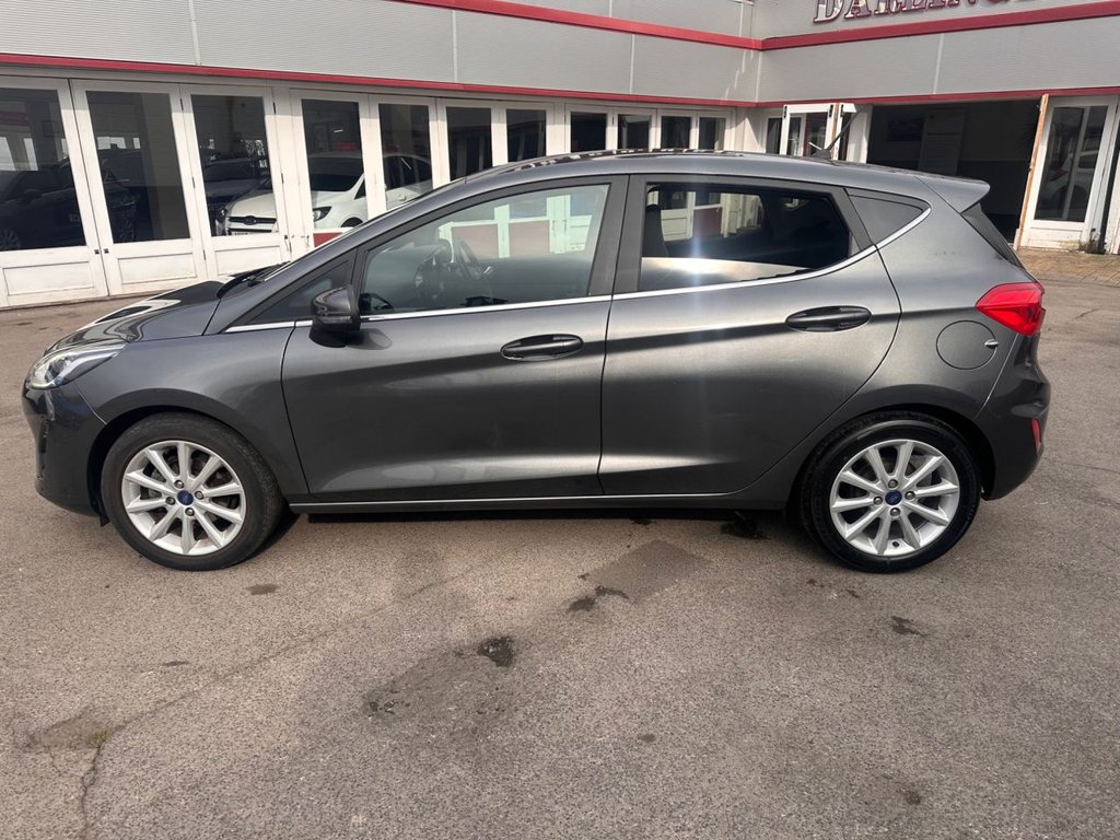 Used Ford Fiesta 2017 for sale - 77967549: Photo 2
