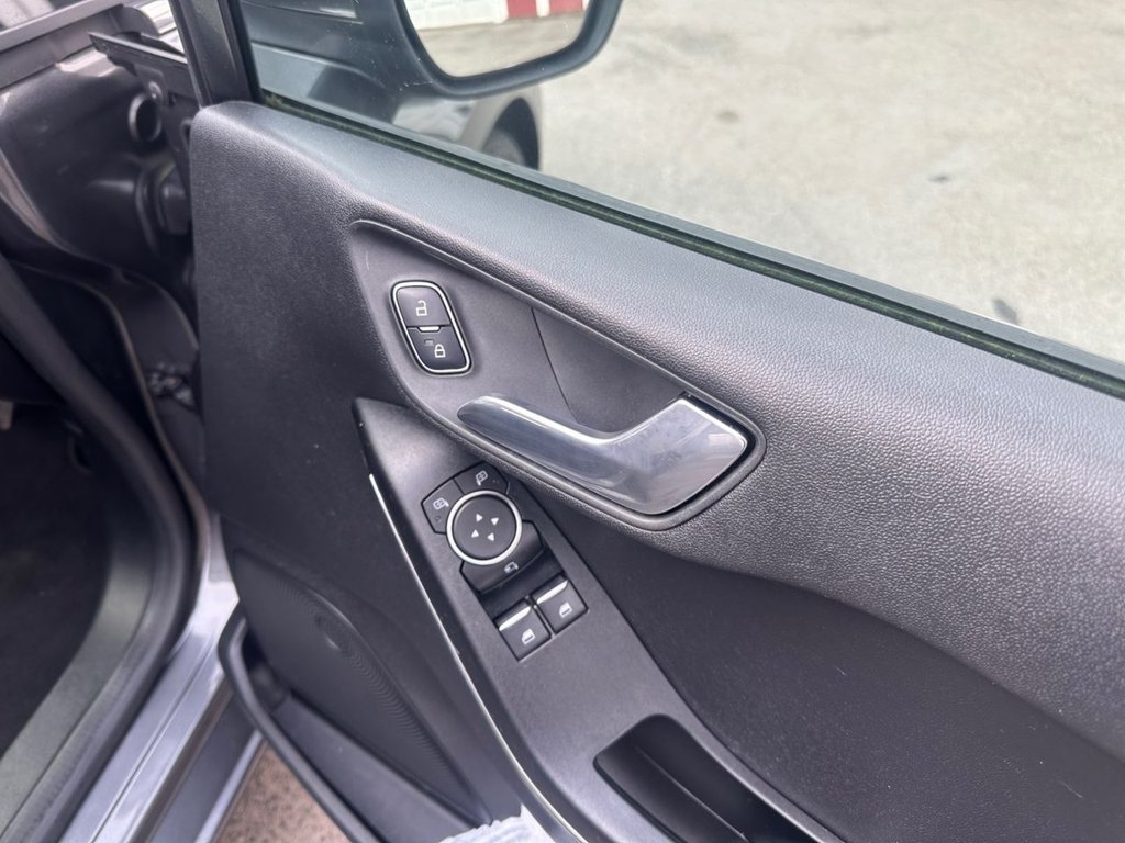 Used Ford Fiesta 2017 for sale - 77967549: Photo 4