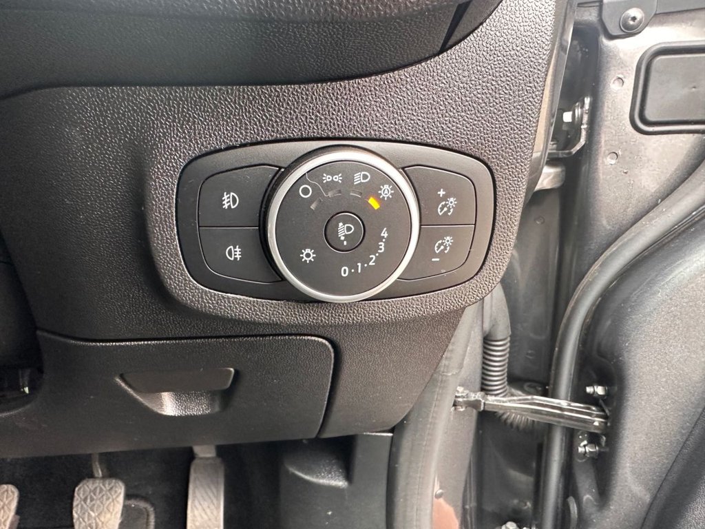 Used Ford Fiesta 2017 for sale - 77967549: Photo 9