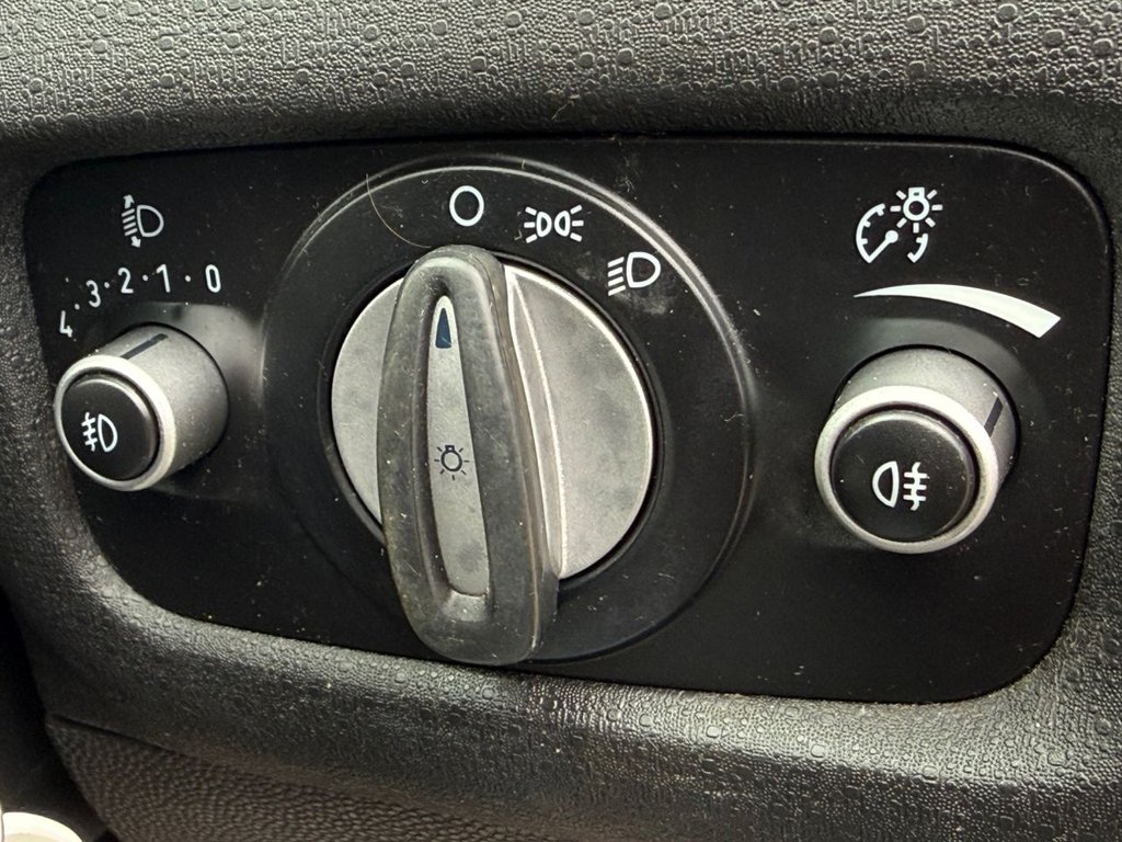 Used Ford Fiesta 2013 for sale - 78030821: Photo 13