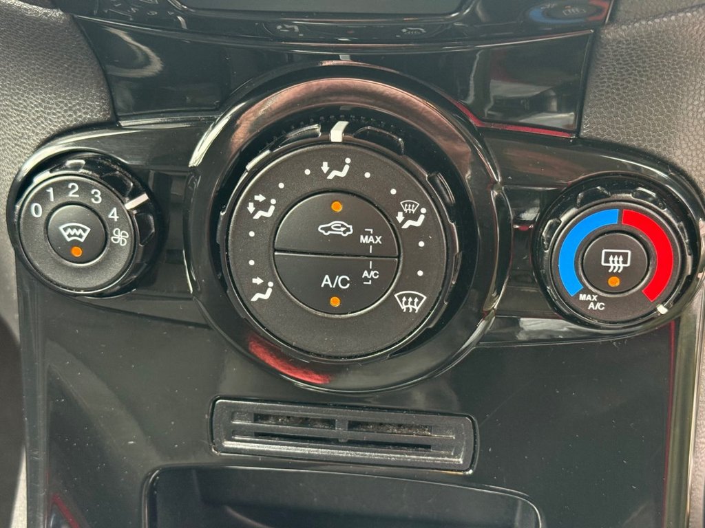 Used Ford Fiesta 2013 for sale - 78030821: Photo 14