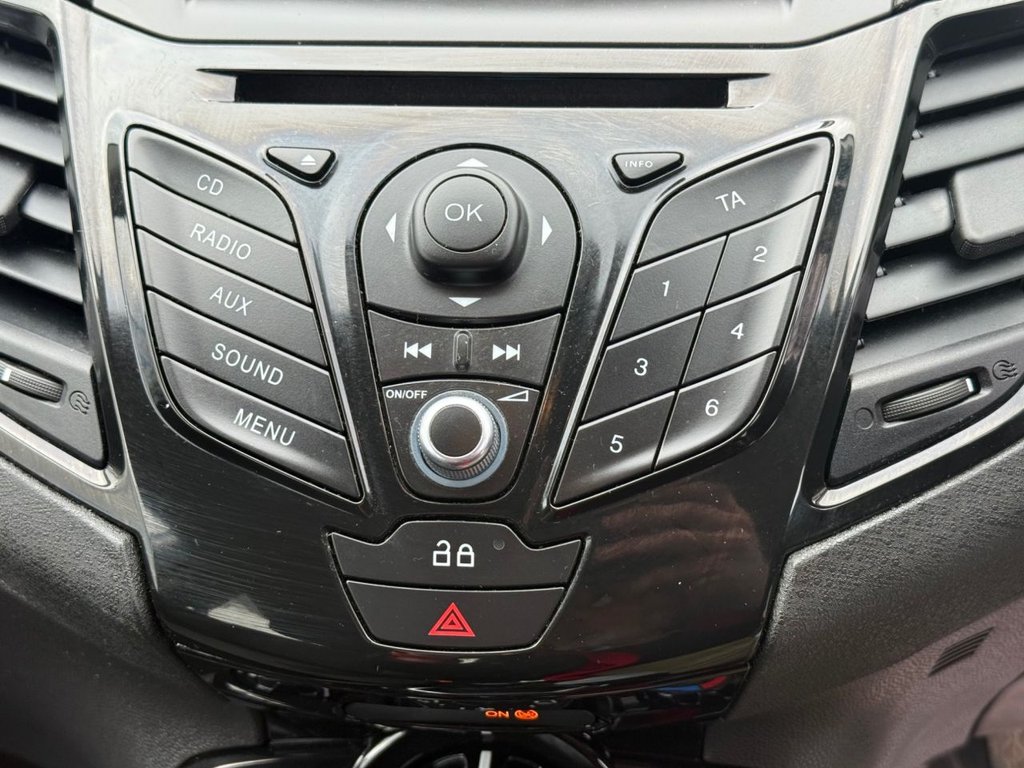 Used Ford Fiesta 2013 for sale - 78030821: Photo 16