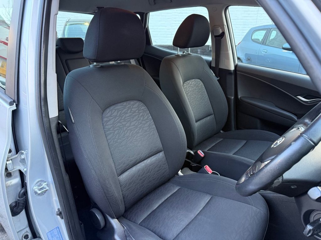 Used Hyundai Ix20 2011 for sale - 77765511: Photo 9