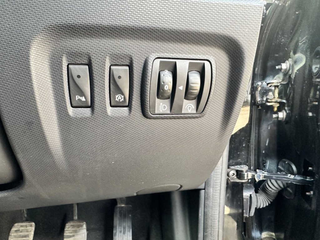 Used Renault Captur 2015 for sale - 78056631: Photo 15