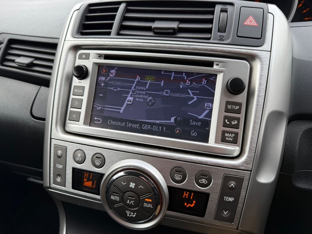 Used Toyota Verso 2012 for sale - 77680889: Photo 10