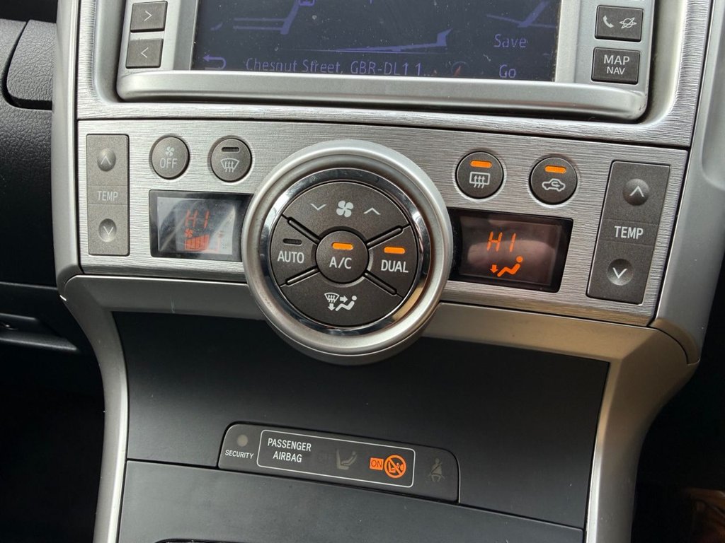 Used Toyota Verso 2012 for sale - 77680889: Photo 12