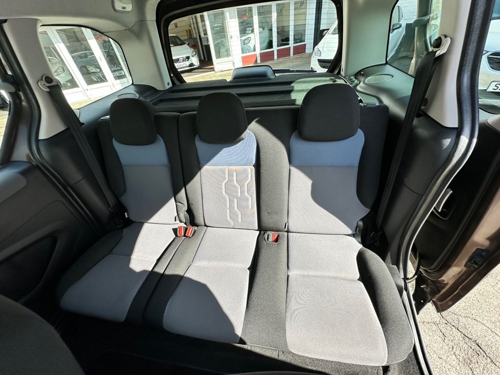 Used Peugeot Partner Tepee 2013 for sale - 77263167: Photo 18