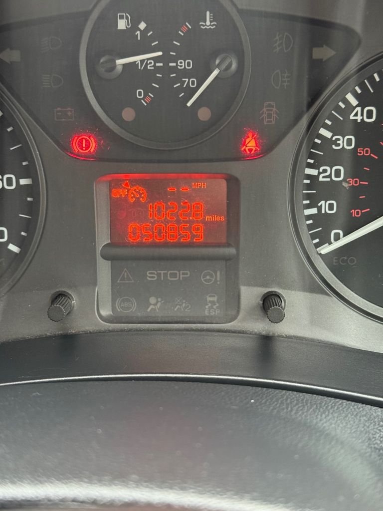 Used Peugeot Partner Tepee 2013 for sale - 77263167: Photo 23