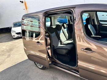 Used Peugeot Partner Tepee 2013 for sale - 77263167: Photo