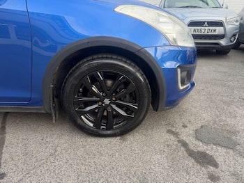 Used Suzuki Swift 2015 for sale - 79884167: Photo