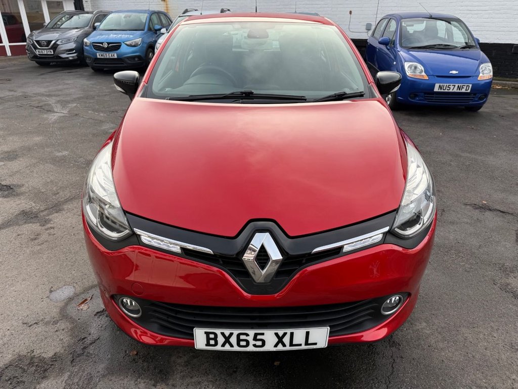 Used Renault Clio 2015 for sale - 76417685: Photo 2