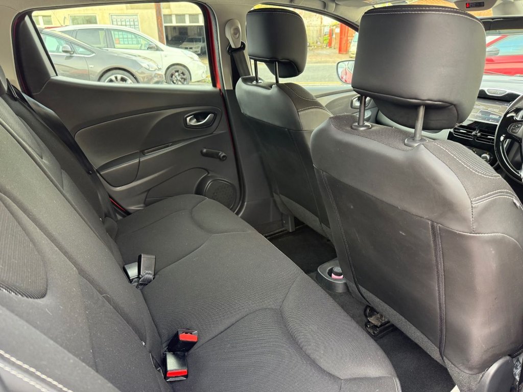 Used Renault Clio 2015 for sale - 76417685: Photo 21