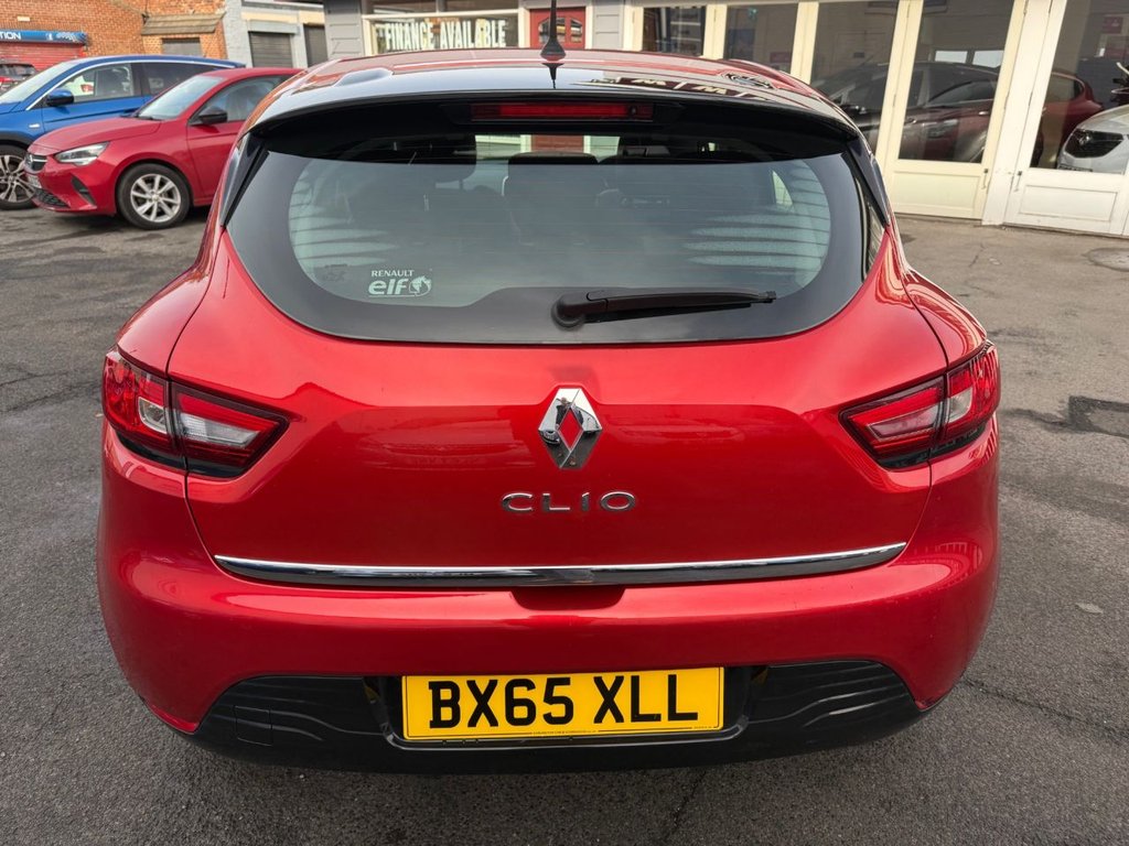 Used Renault Clio 2015 for sale - 76417685: Photo 24