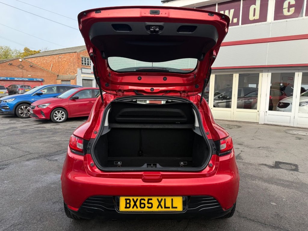 Used Renault Clio 2015 for sale - 76417685: Photo 25