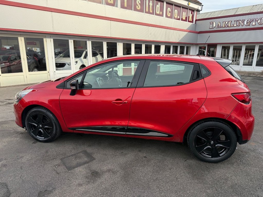 Used Renault Clio 2015 for sale - 76417685: Photo 29