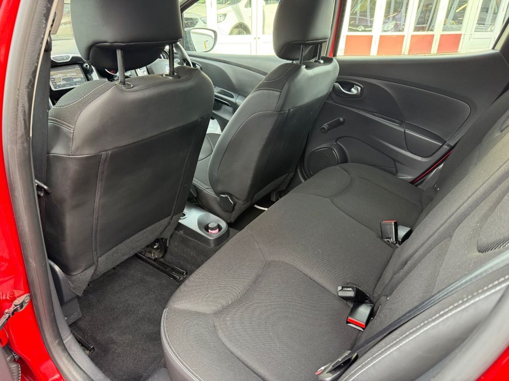Used Renault Clio 2015 for sale - 76417685: Photo 30