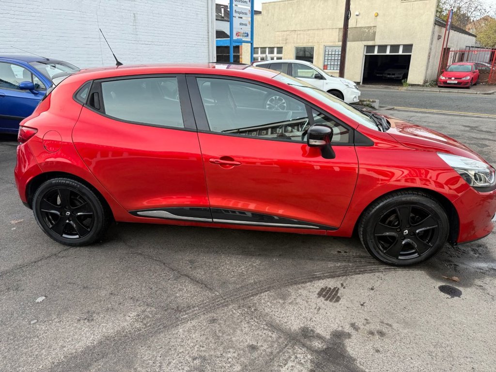 Used Renault Clio 2015 for sale - 76417685: Photo 5