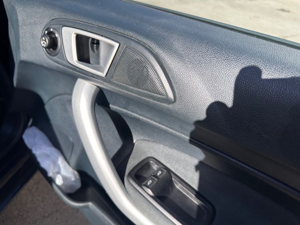 Used Ford Fiesta 2012 for sale - 77891255: Photo 6