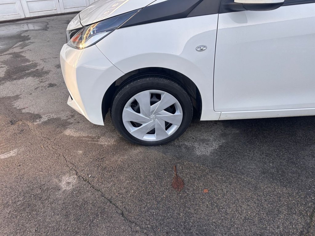 Used Toyota AYGO 2017 for sale - 76784142: Photo 10