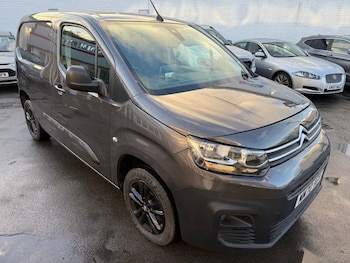 Used Citroen Berlingo 2020 for sale - 76973499: Photo