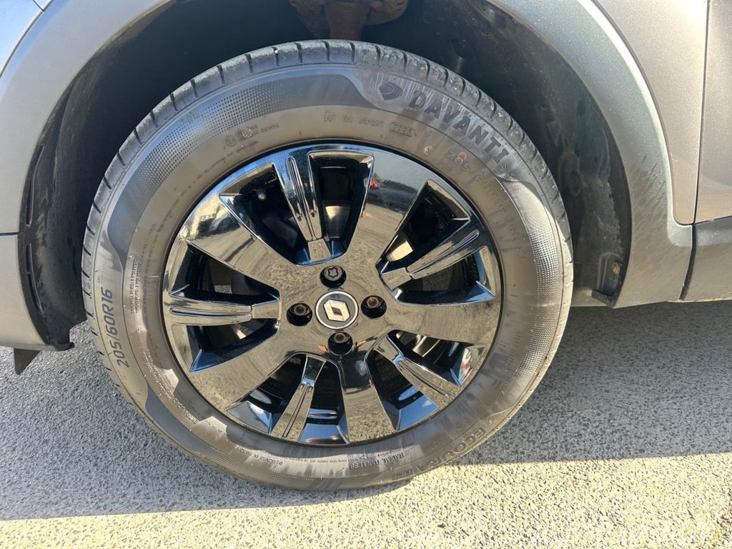 Used Renault Captur 2018 for sale - 78110905: Photo 2