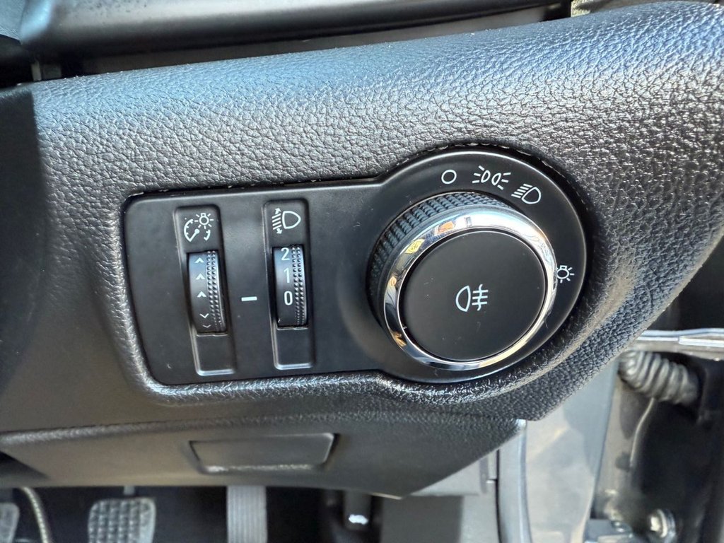 Used Vauxhall Cascada 2015 for sale - 76345613: Photo 11