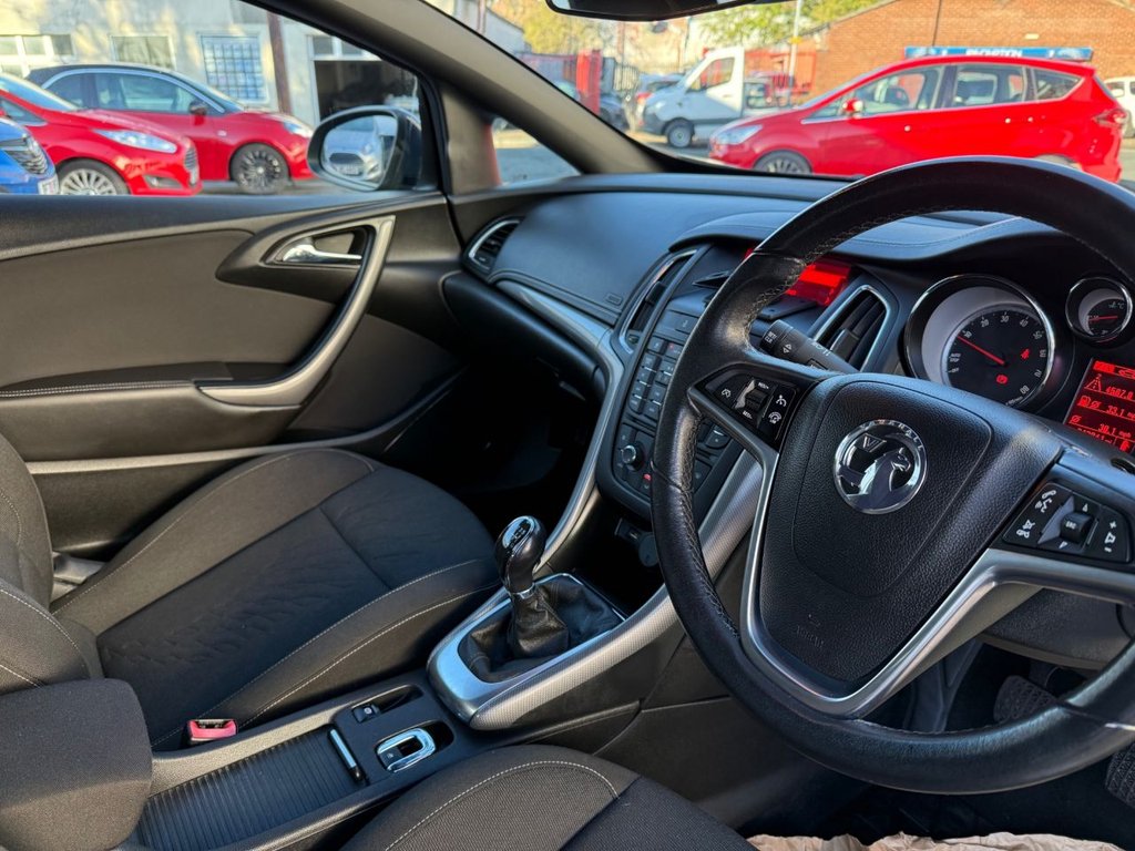 Used Vauxhall Cascada 2015 for sale - 76345613: Photo 8