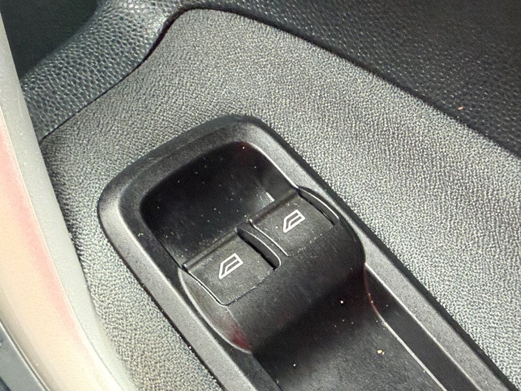 Used Ford Fiesta 2012 for sale - 78003446: Photo 13