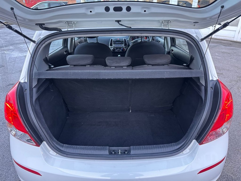 Used Hyundai i20 2014 for sale - 77153071: Photo 23