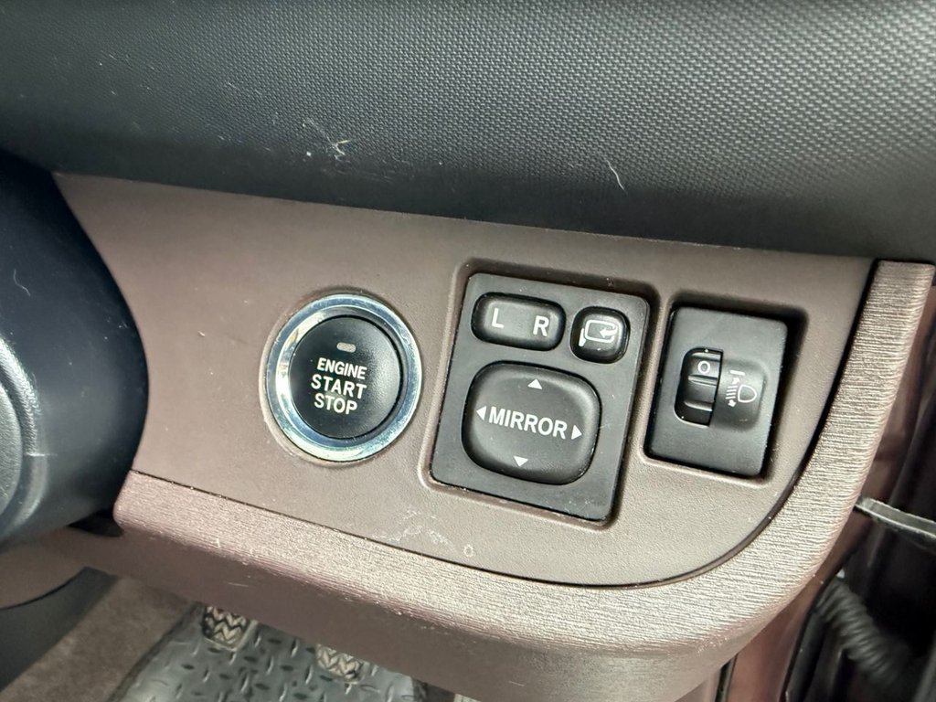 Used Toyota IQ 2009 for sale - 77507427: Photo 13