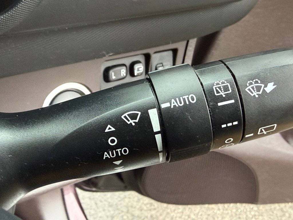 Used Toyota IQ 2009 for sale - 77507427: Photo 23