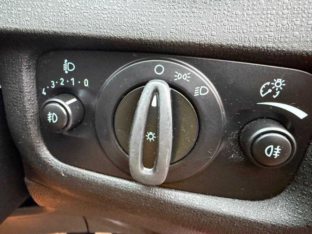 Used Ford Fiesta 2014 for sale - 77507795: Photo 11