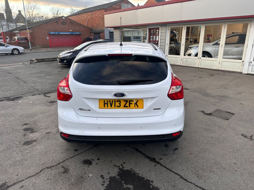 Used Ford Focus 2013 for sale - 77990822: Photo 4