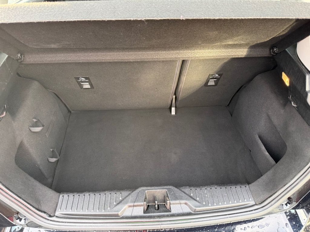 Used Ford Fiesta 2018 for sale - 78003096: Photo 28