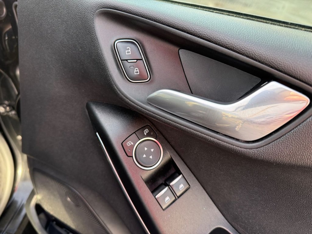 Used Ford Fiesta 2018 for sale - 78003096: Photo 8