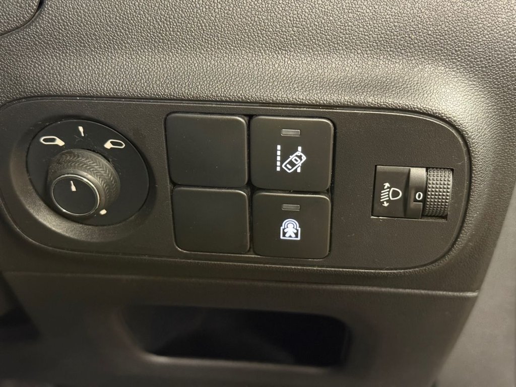 Used Citroen C3 2020 for sale - 76559273: Photo 2