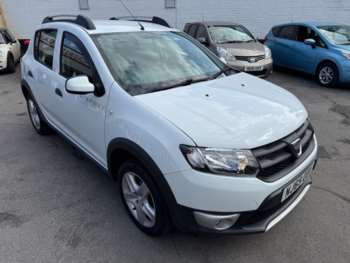 Used Dacia Sandero Stepway 2015 for sale - 75346743: Photo