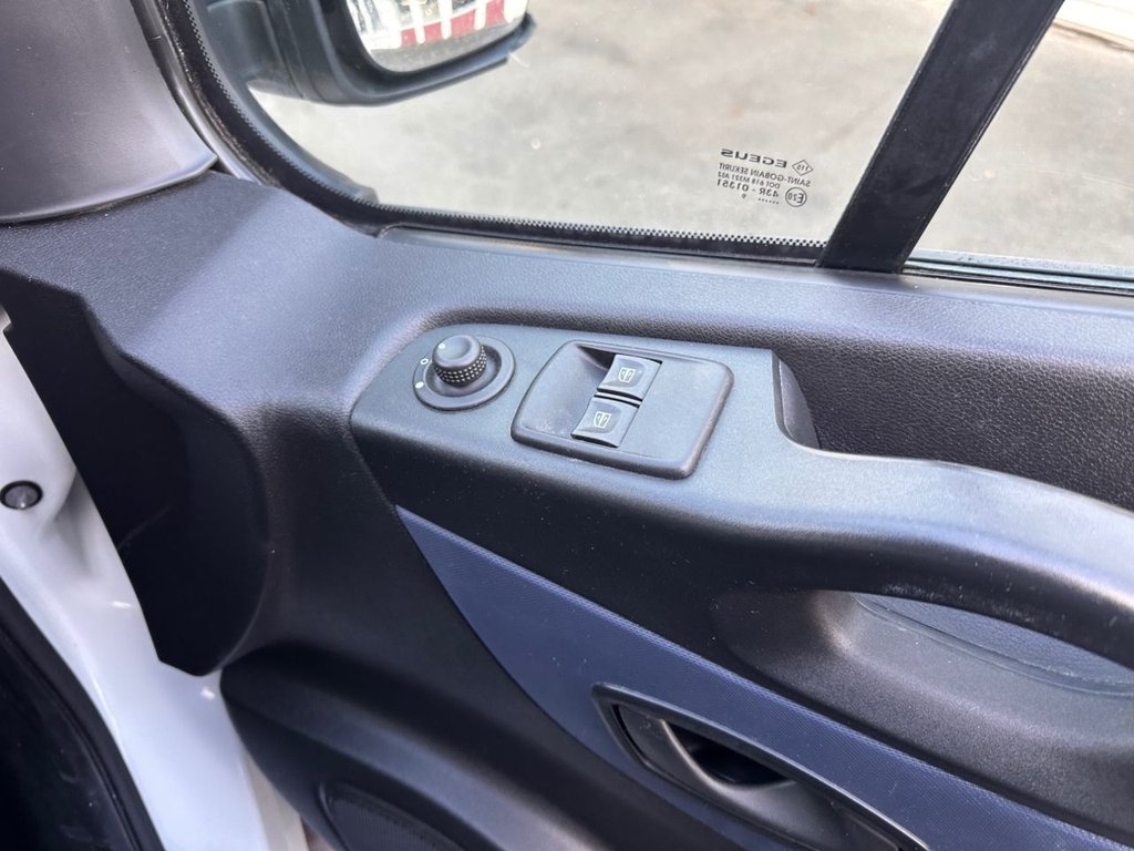 Used Vauxhall Vivaro 2019 for sale - 77056362: Photo 12