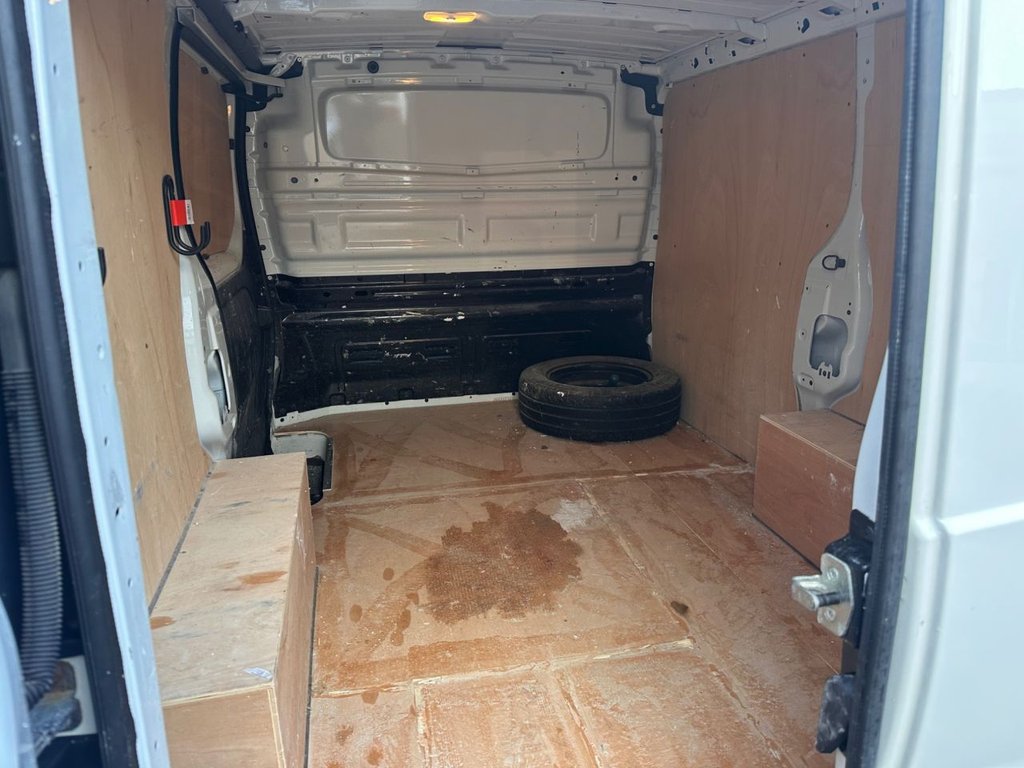 Used Vauxhall Vivaro 2019 for sale - 77056362: Photo 4
