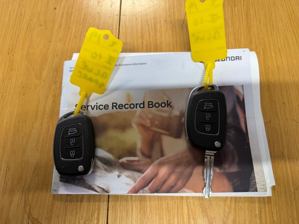 Used Hyundai i10 2019 for sale - 77734344: Photo 3