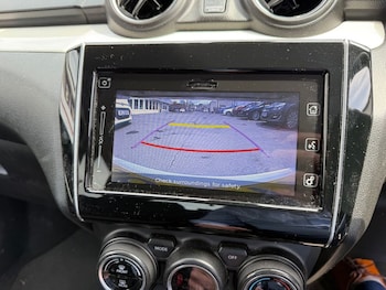 Used Suzuki Swift 2019 for sale - 78738311: Photo